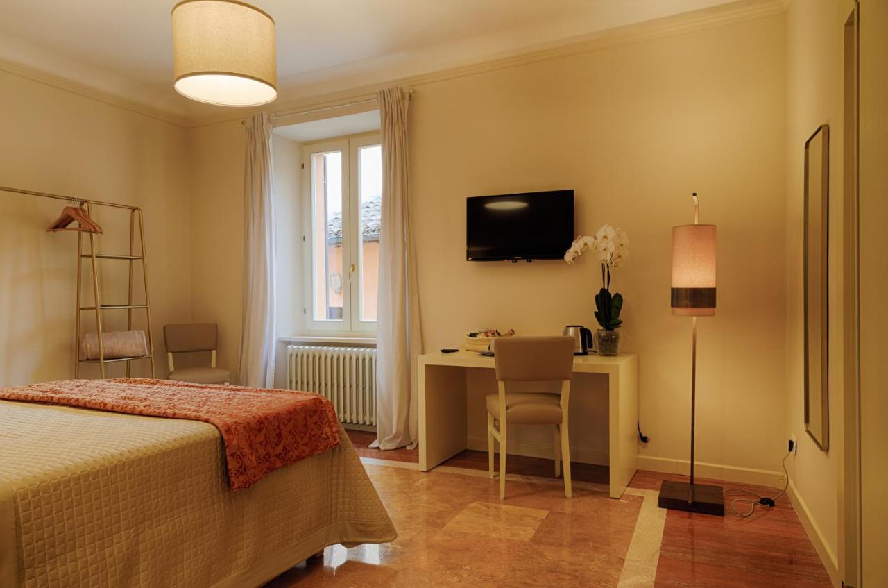 Il Cortile Segreto Bed & Breakfast San Severino Marche Exterior photo