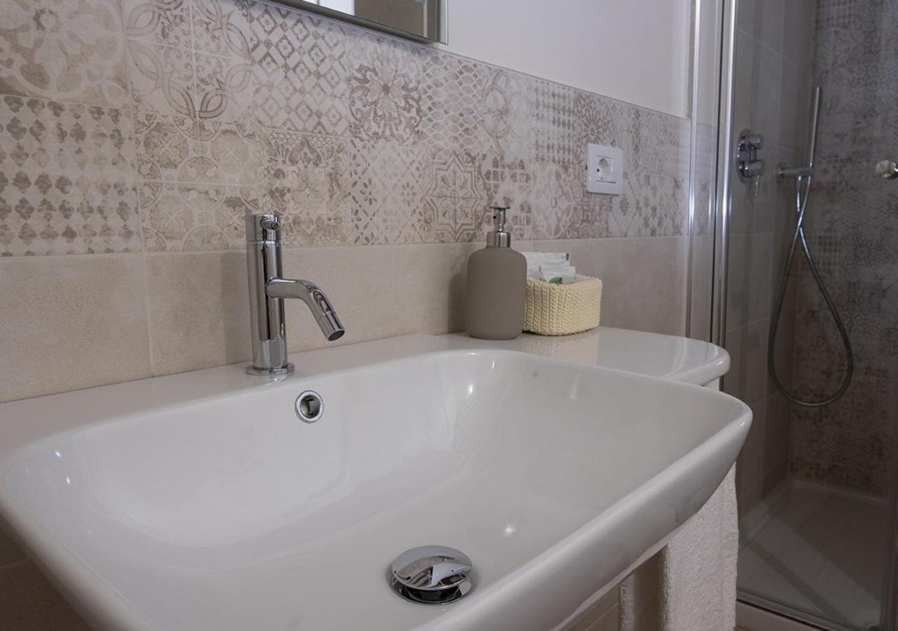 Il Cortile Segreto Bed & Breakfast San Severino Marche Exterior photo